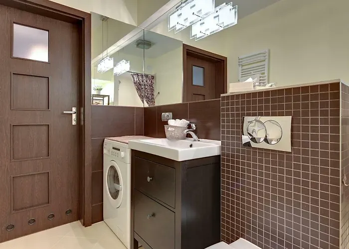 Blue Mandarin Wood Gdynia